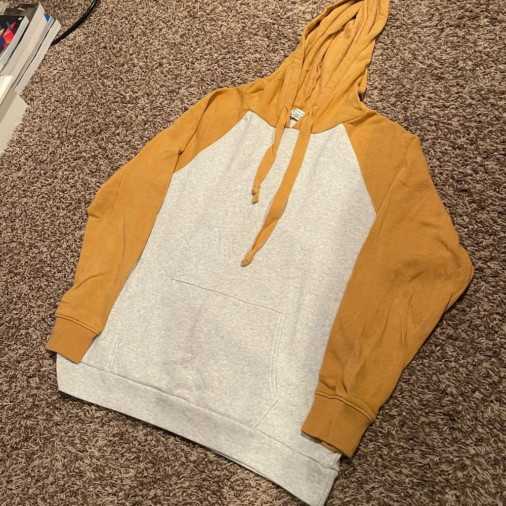 AE 🦅 | Ahhmazingly Soft Colorblock Hoodie - Picture 5 of 6
